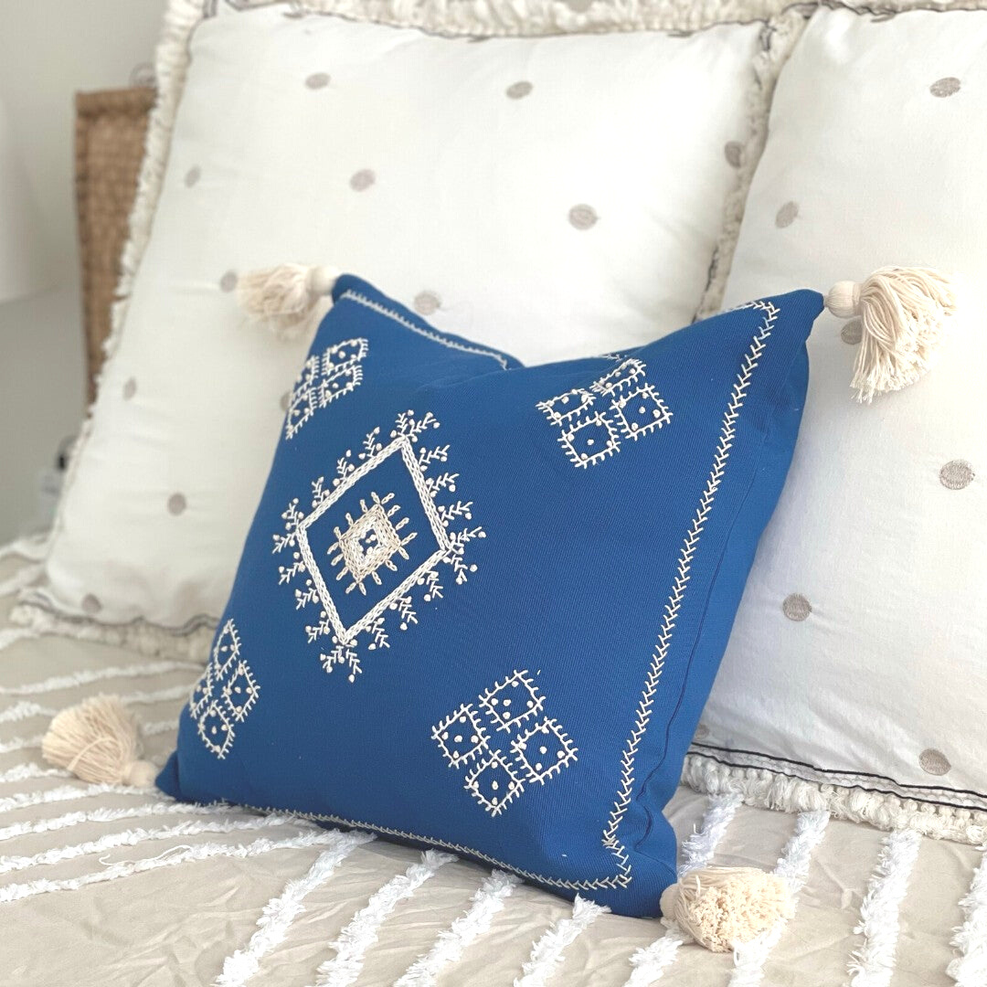 cobalt blue coastal cushion decor